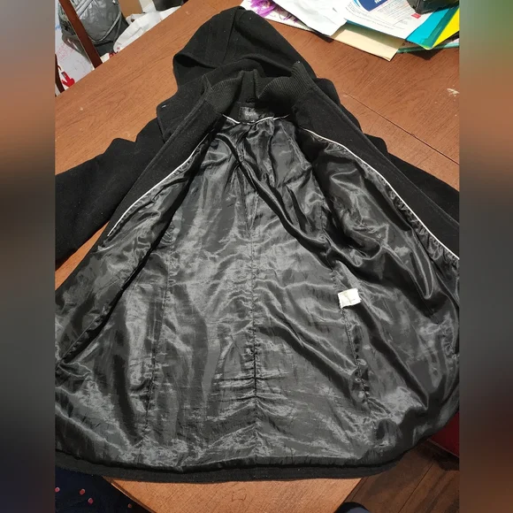 Donny Brook Elegant Black Toggle Trench Coat - Picture 4 of 14